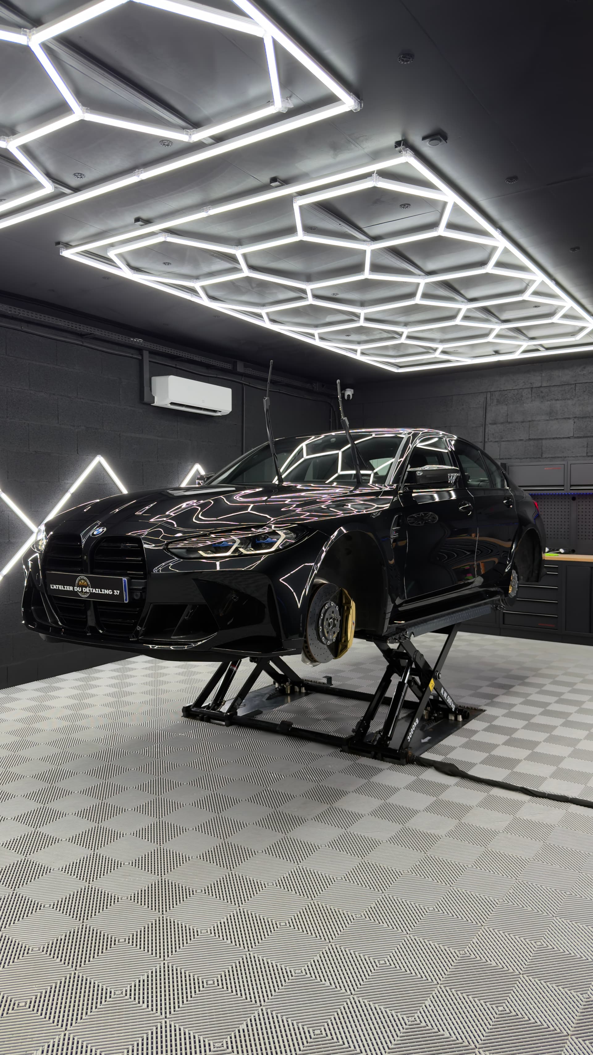 BMW M3 G80 photo 3