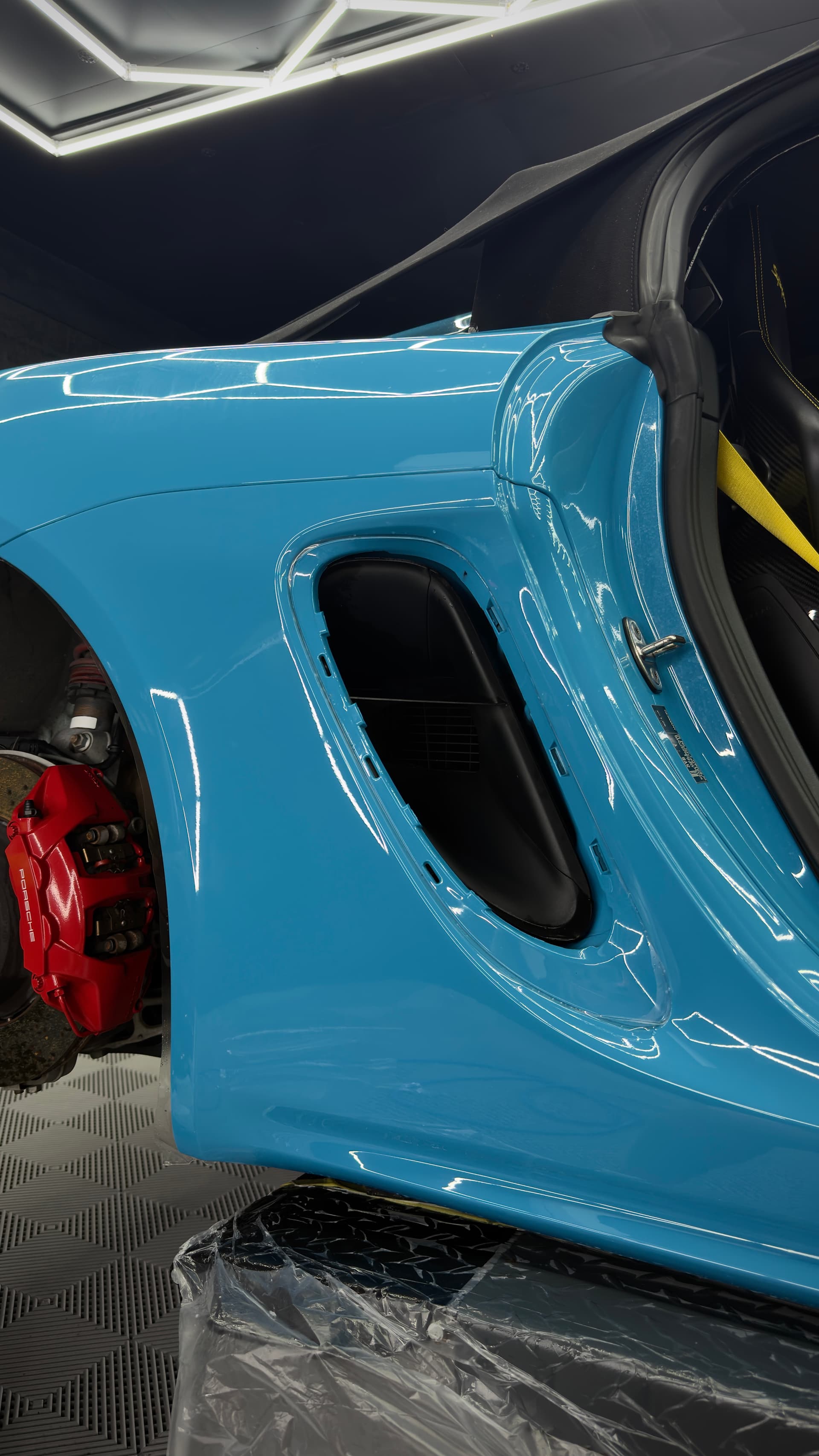 Porsche 718 Spyder photo 6