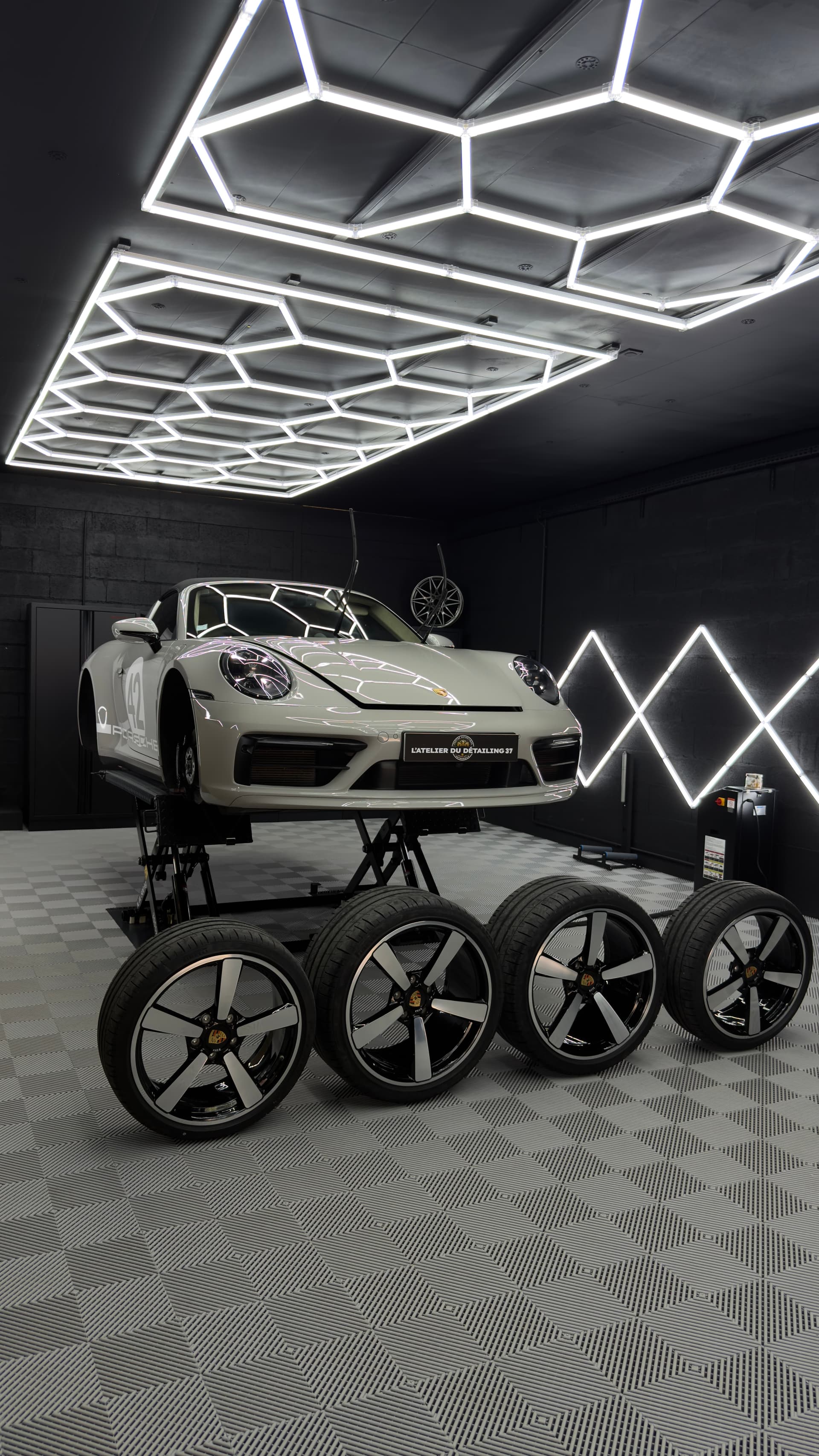 Porsche 992 Targa 4S Édition Héritage photo 2