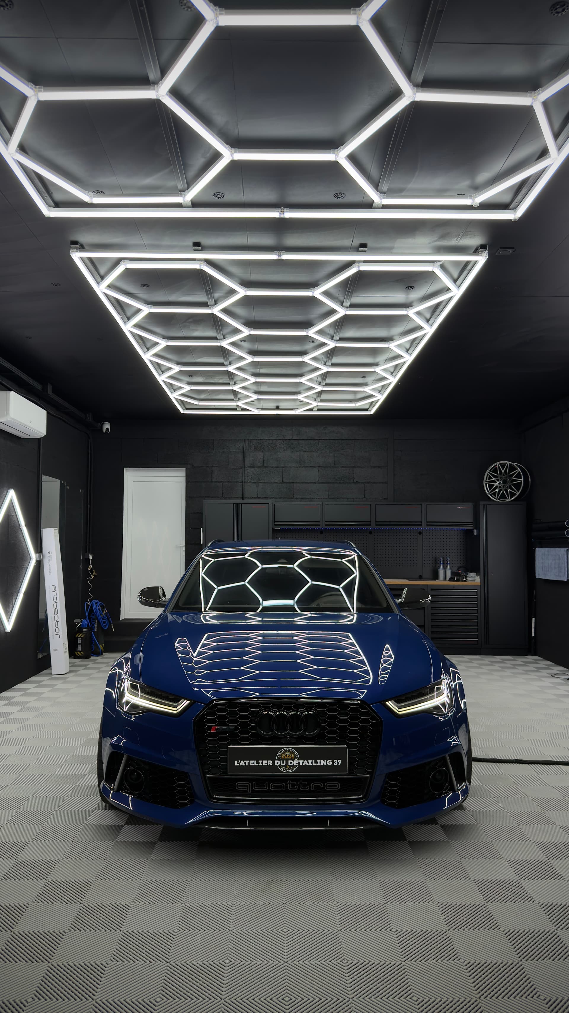 Audi RS6 Performance photo 2
