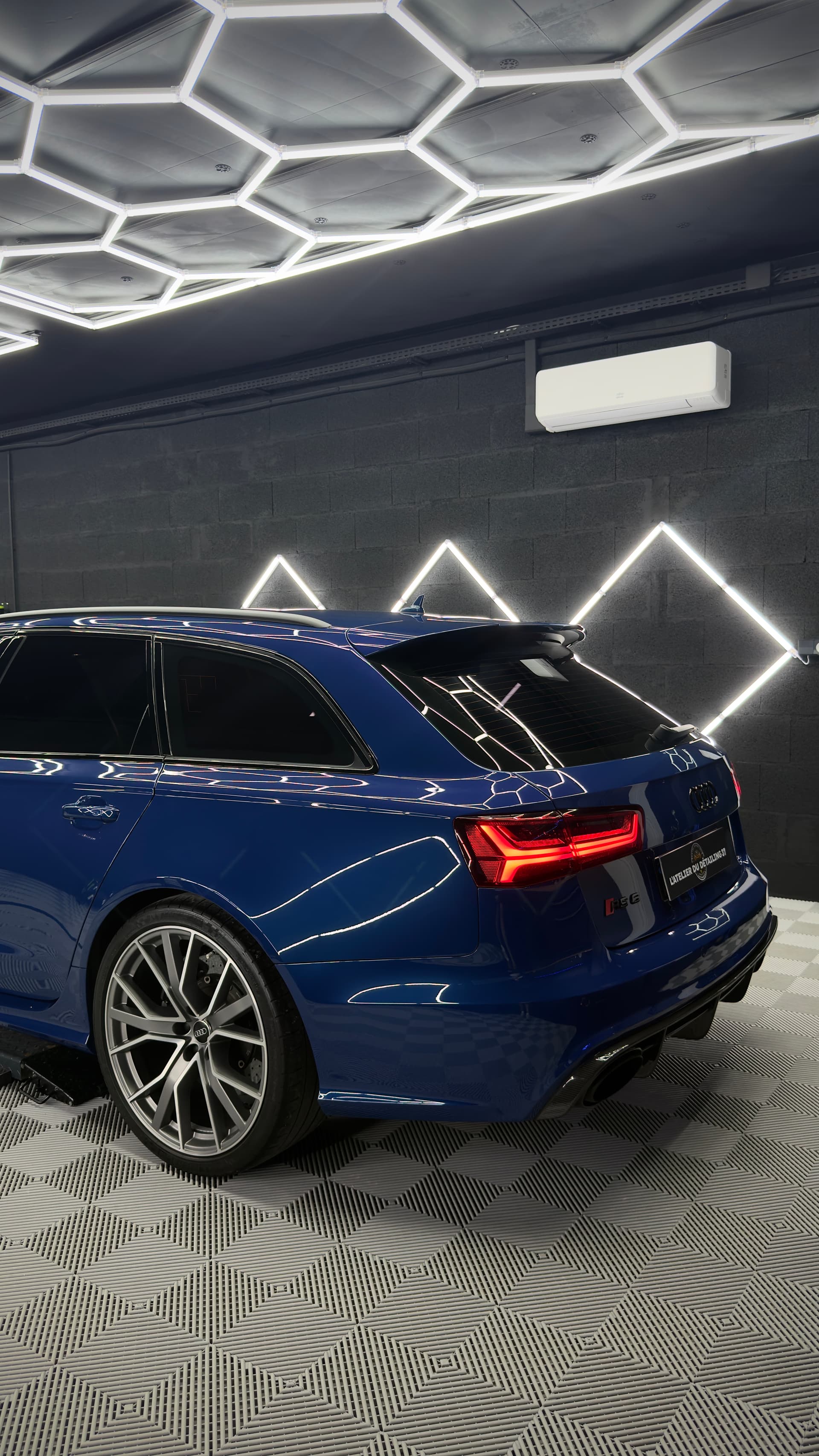 Audi RS6 Performance photo 3