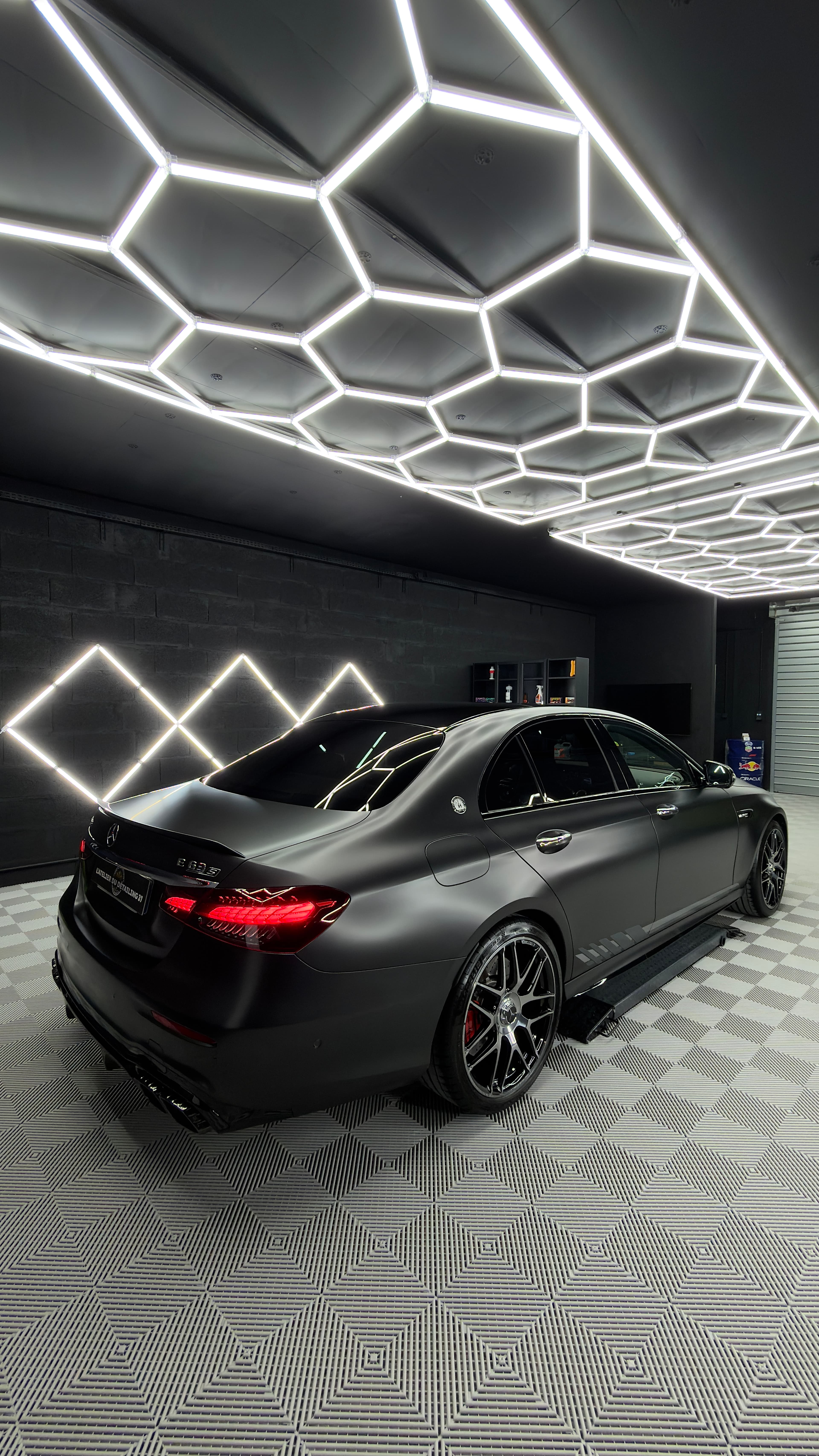 Mercedes-AMG E63S Final Edition photo 7