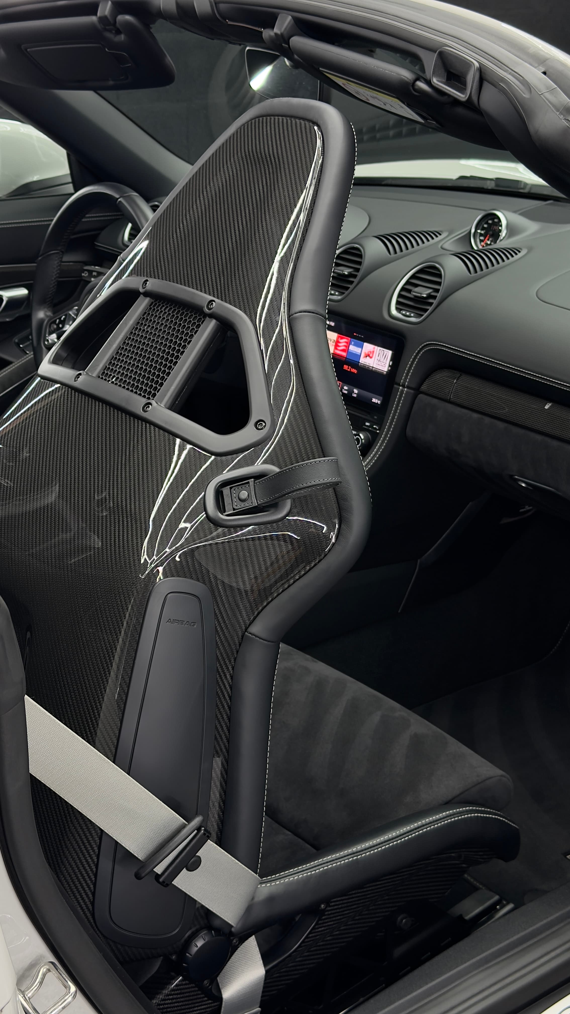 Porsche 718 GTS photo 6