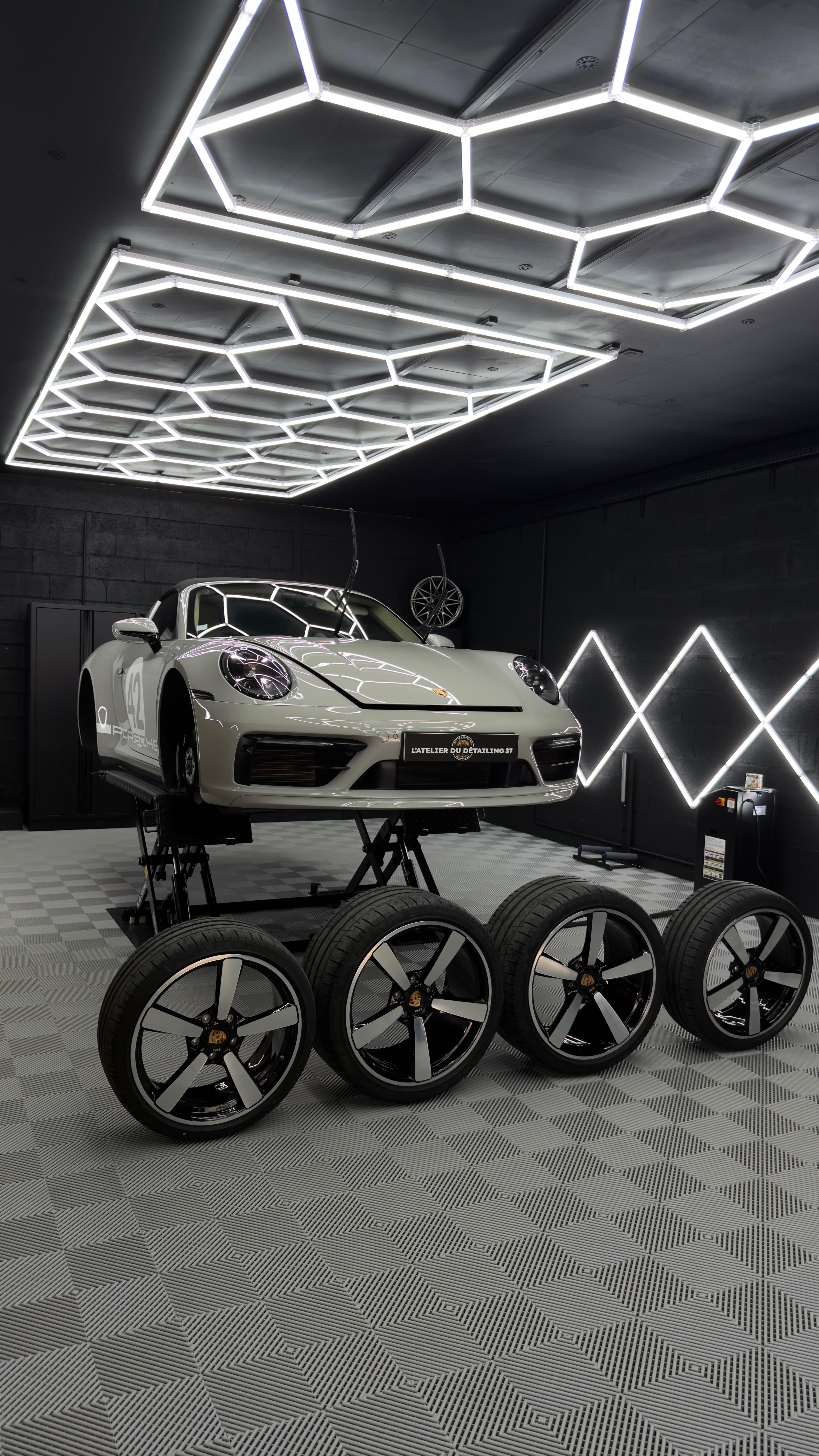 Porsche 992 Targa 4S Édition Héritage photo 2