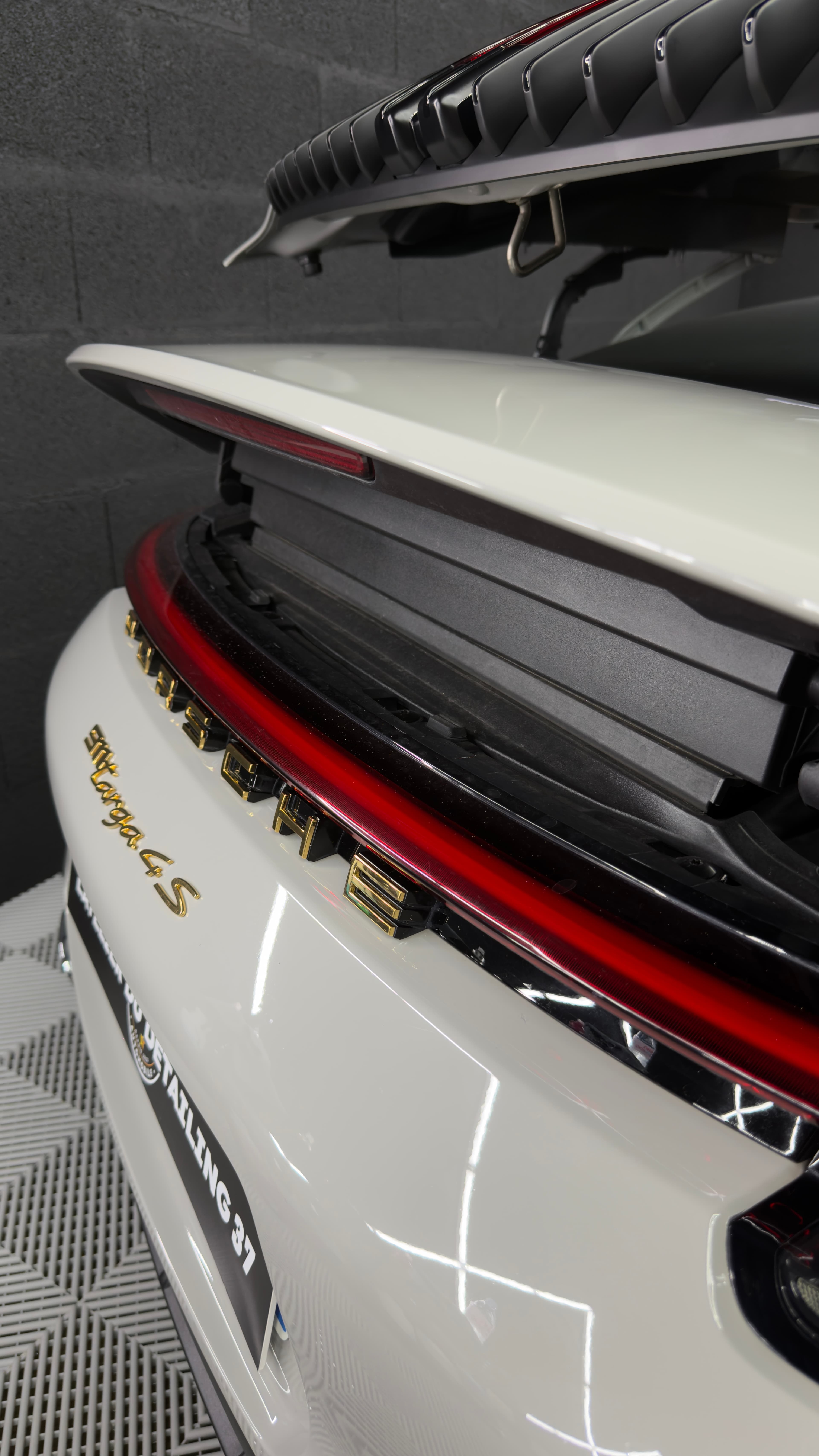 Porsche 992 Targa 4S Édition Héritage photo 5