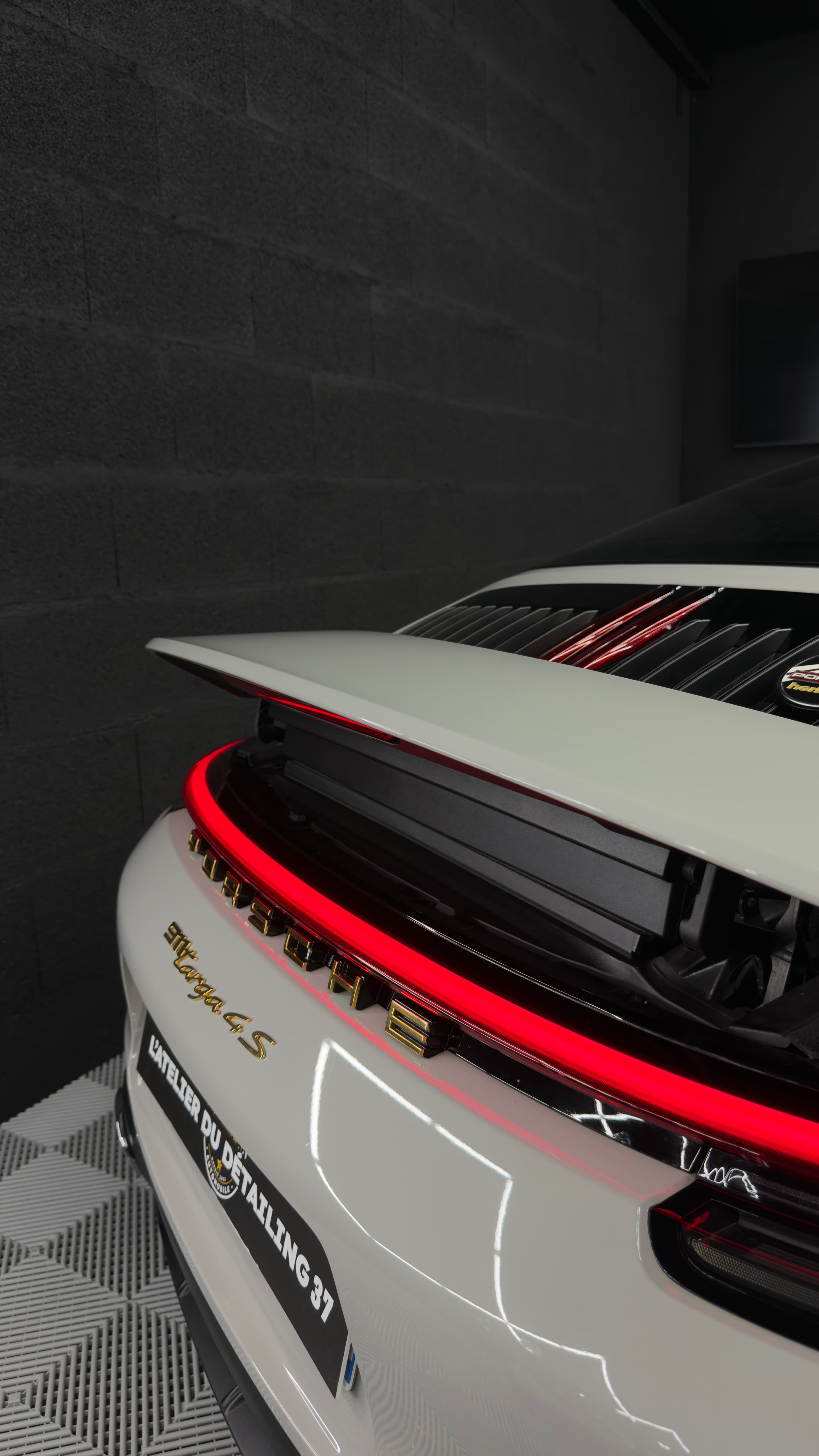 Porsche 992 Targa 4S Édition Héritage photo 6